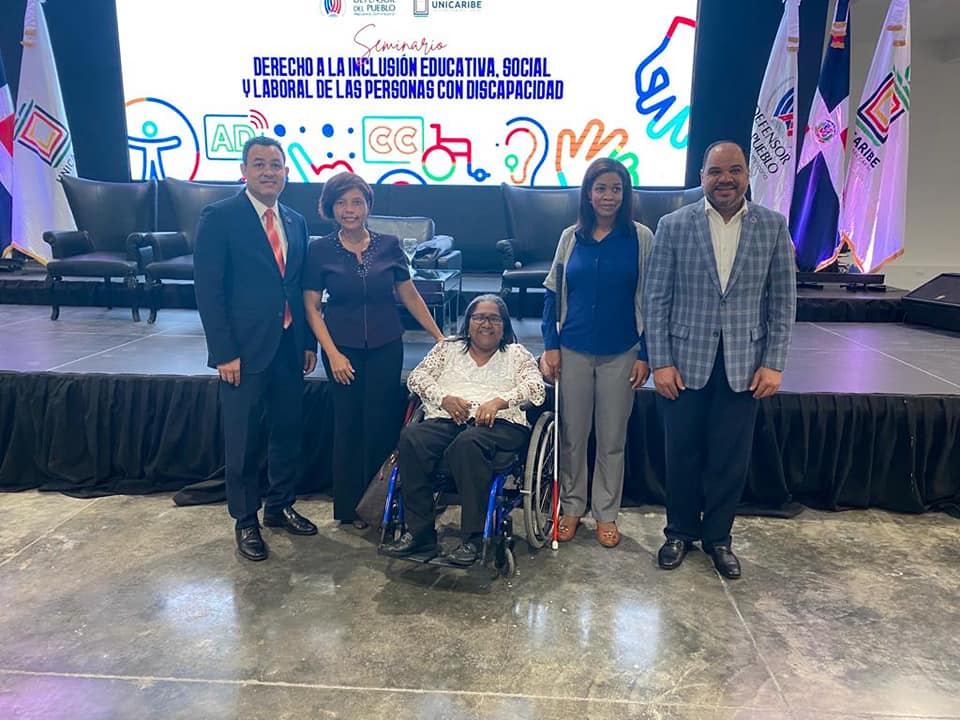 Participación de ASODIFIMO en el seminario realizado por el Defensor del Pueblo y  UNICARIBE para promover los derechos de las personas con discapacidad a su inclusión social, educación y trabajo.